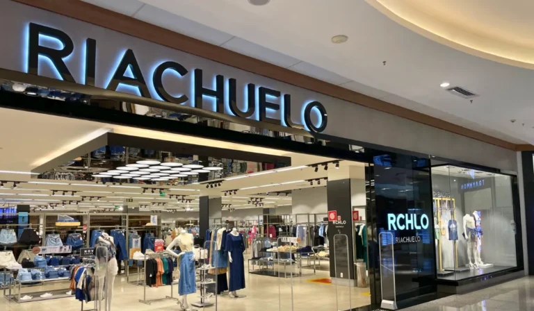 Vag﻿a de Emprego de Assistente de Vendas na Riachuelo: Como se candidatar