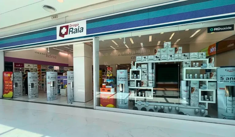 Vaga de emprego de Atendente de Farmácia na Droga Raia: Como se candidatar